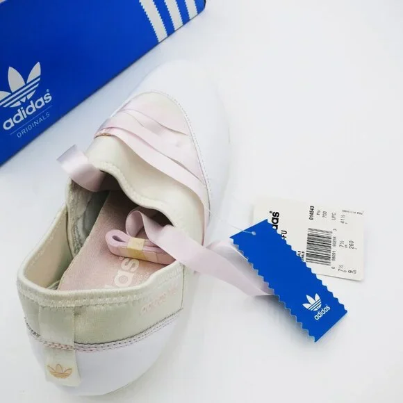 RARE Adidas Ballet Fu Low White Light Pink Ribbon Size 9 2012 - Picture 13 of 15